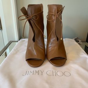 Authentic Jimmy Choo Memphis Booties in brown. Size 39. Very gently worn.